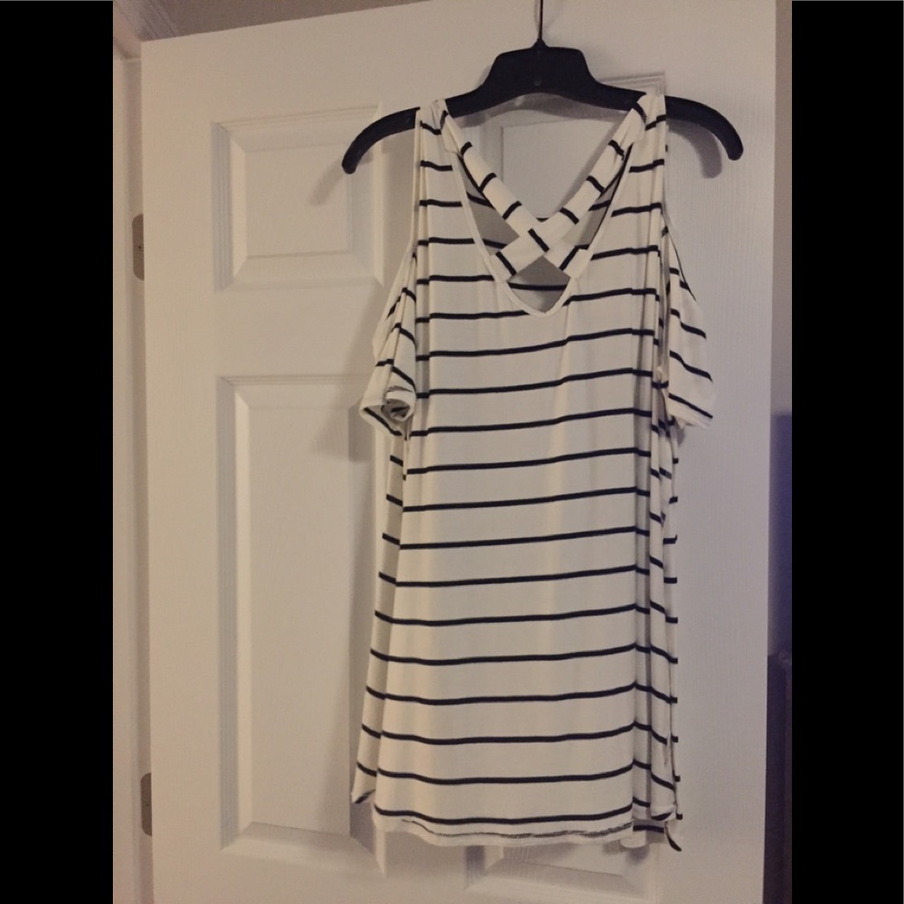 Women’s short sleeve long shirt